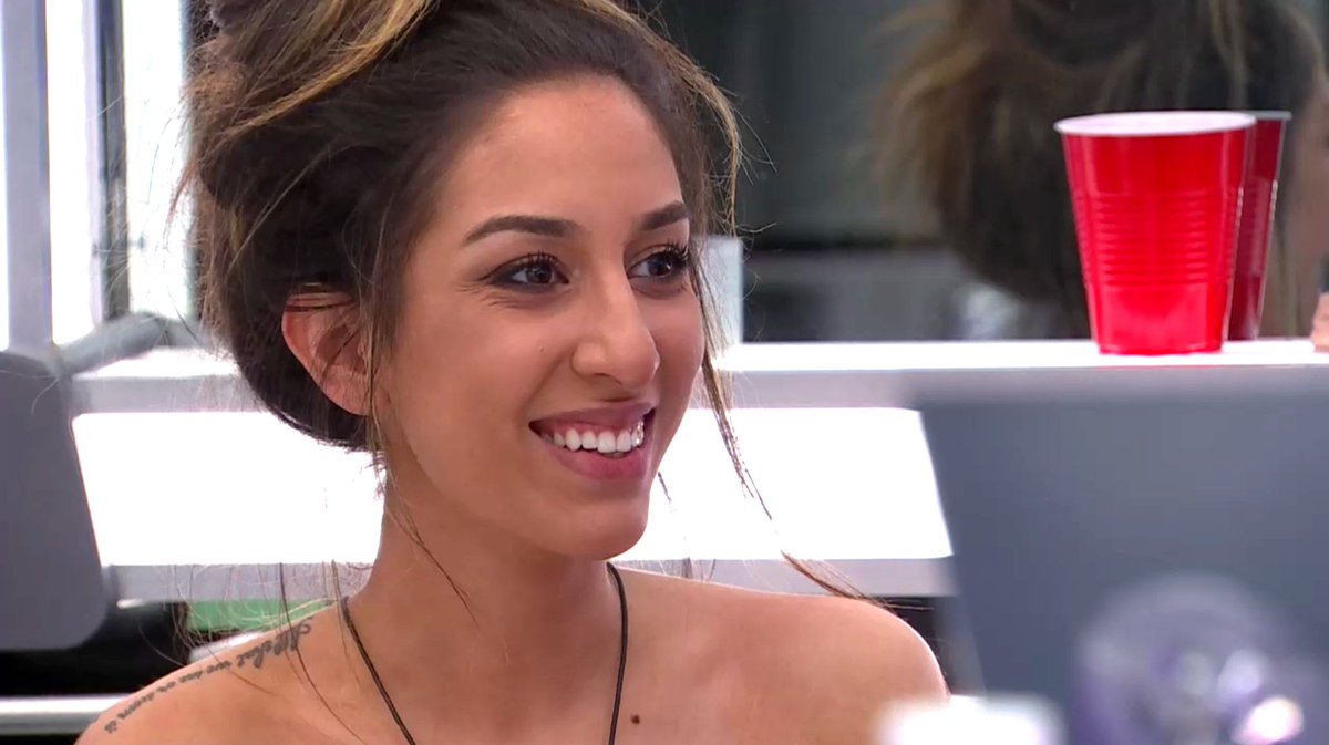 89razorskate20's tweet photo. Week 2, RT &amp; LIKE If You're Team NEDA! #BBCAN5 https://t.co/lEMh2HzYfe