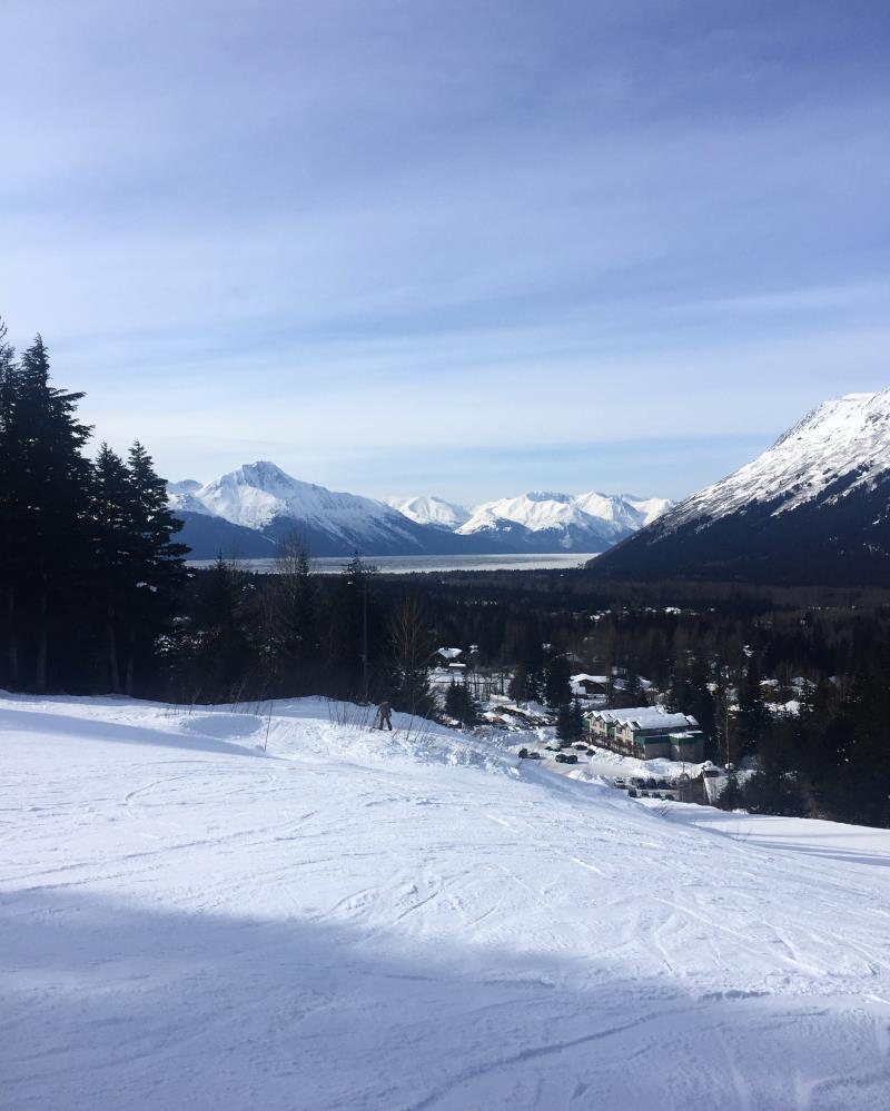 nvotaw's tweet photo. I'm a finalist in Alyeska Resort's Photo Contest - help me rally points by voting for my photo! https://t.co/ElMOtrk6ox @resortalyeska https://t.co/yxRfFoocPh
