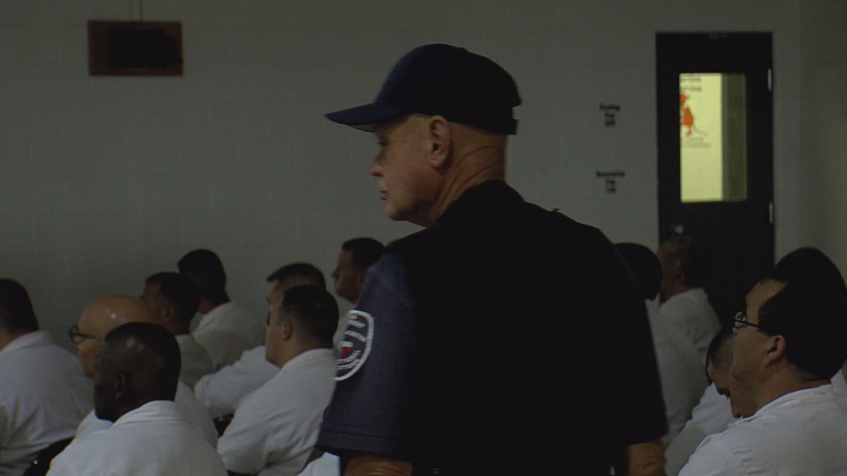 nellydr23's tweet image. The Dalhart Prison Unit is now hiring and using a new interactive strategy to fill about 60 positions
@NewsChannel10 bit.ly/2mOcc7m