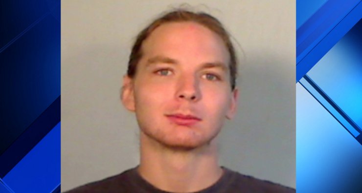 Florida Keys man throws ax at father, deputies say bit.ly/2mJGfMr https://t.co/N7lyhmVO1e