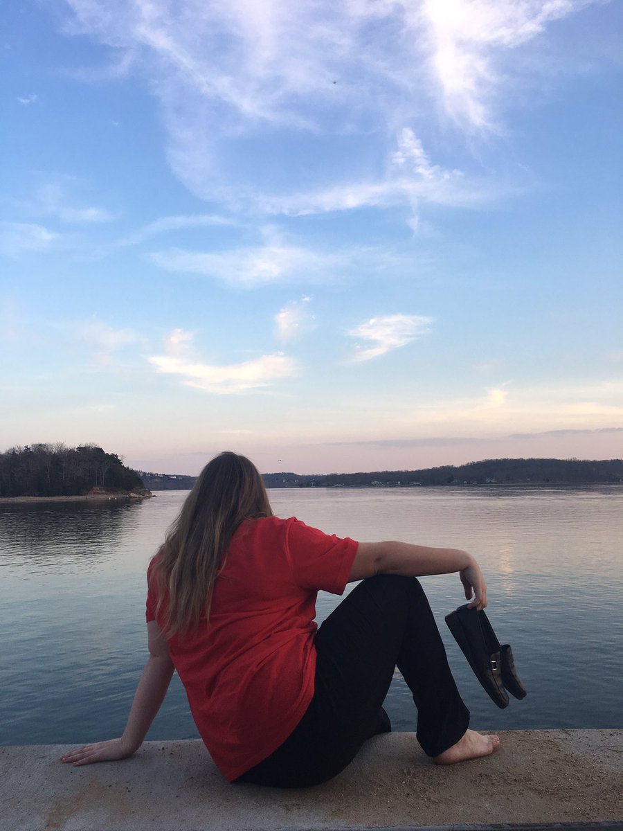 RockPort_fccla's tweet photo. Our beautiful officer @ashleyych7 #statefccla #break #lakelife ❤️ https://t.co/uSs4e11SiZ