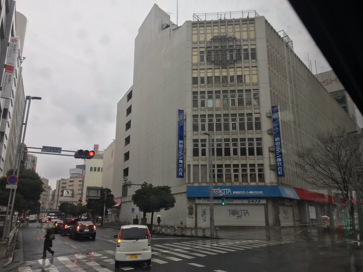 リビング千葉 今朝はもう三越の看板はなくなっていました 立つ鳥跡を濁さず ですね まだ淋しさは残るけど 思い出は消えません 千葉の街 前を向いていかなくちゃ o 千葉三越 閉店 セール リビング千葉 今朝はもう三越の看板はなくなっていました 立つ鳥跡を濁さず ですね まだ淋しさは残るけど 思い出は消えません 千葉の街 前を向いていかなくちゃ o 千葉三越 閉店 セール