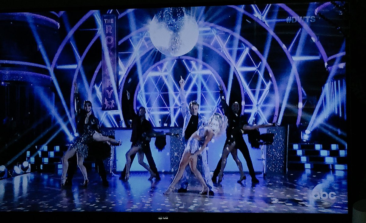 spilltheATX's tweet image. I knew it was going to be &quot;What is love!&quot; #snl #teammangotango #dwts
