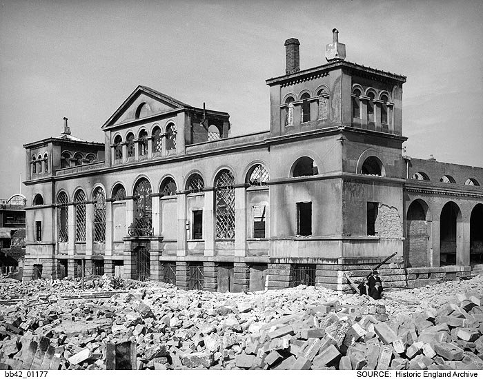 A race against destruction: The wartime photography of Margaret Tomlinson

bit.ly/2occKEU