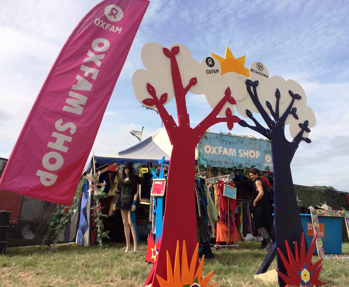 Our applications are open! If you want to volunteer with the Festival Shop this summer then get applying here ow.ly/45an30ak9fo 🌞🏕