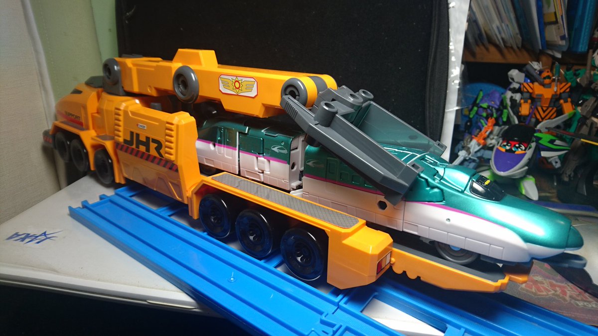 ヒカリアン ヒカリアントレーラー ヒカリアン ヒカリアントレーラー