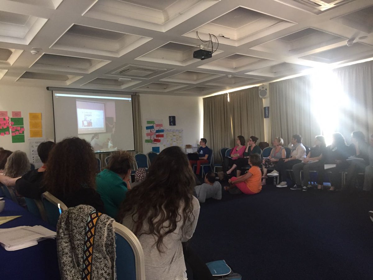 dbouk_zeina's tweet image. How2plan PBL based on real life 2 highlight intercultural citizenship concepts #war #religiousdivides. SharingHhhs experience @Hhhsinfo