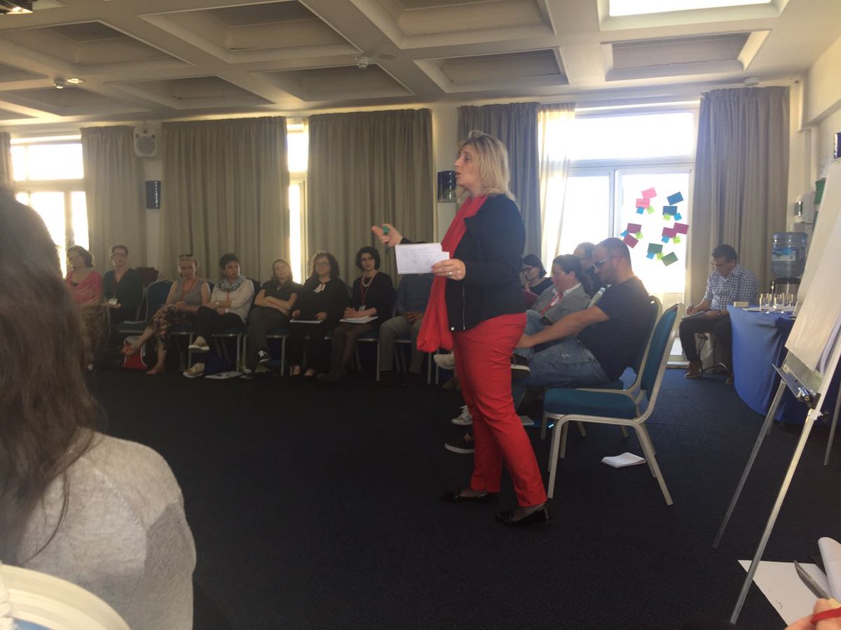 dbouk_zeina's tweet image. How2plan PBL based on real life 2 highlight intercultural citizenship concepts #war #religiousdivides. SharingHhhs experience @Hhhsinfo