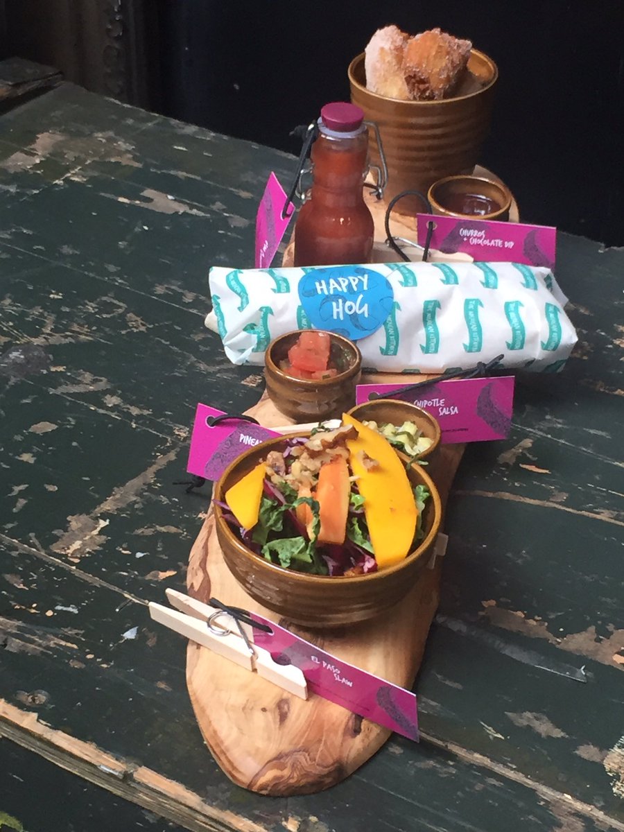 Logan lloyds showstopper from <a href="/BaxterStorey/">BaxterStorey</a> at #StrEATFoodAwards finals #smashit