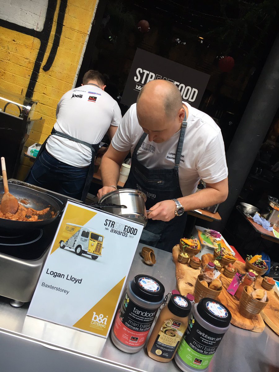 Supporting our <a href="/LoganLloyd16/">Logan Lloyd</a> at the #StrEATFoodAwards <a href="/BaxterStorey/">BaxterStorey</a> <a href="/ezziboy/">Ezra</a> <a href="/growhay/">Matt Hay</a>