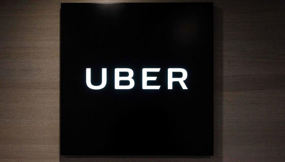 berlingske's tweet photo. Uber lukker i Danmark https://t.co/6LJkLgc59i https://t.co/sMkPa43rc2
