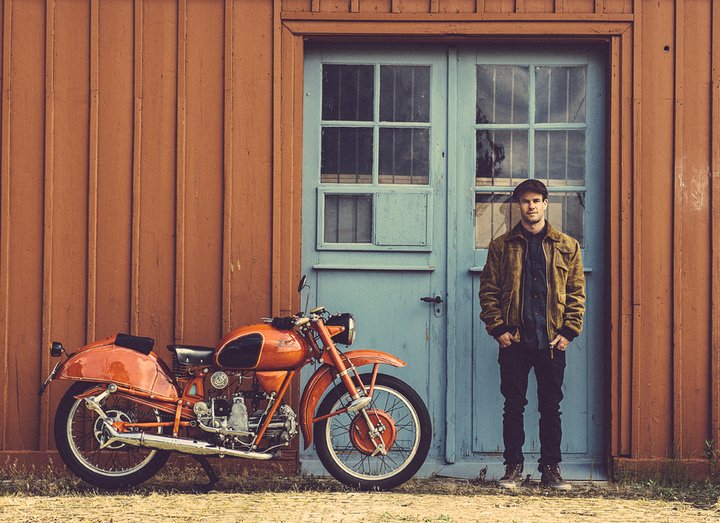 BikeVX's tweet photo. Markus Keller with his 1954 Moto Guzzi Airone 250
https://t.co/Mtz99rvOxP
#motoguzzi #markuskeller #airone https://t.co/lbF1JUzAcY