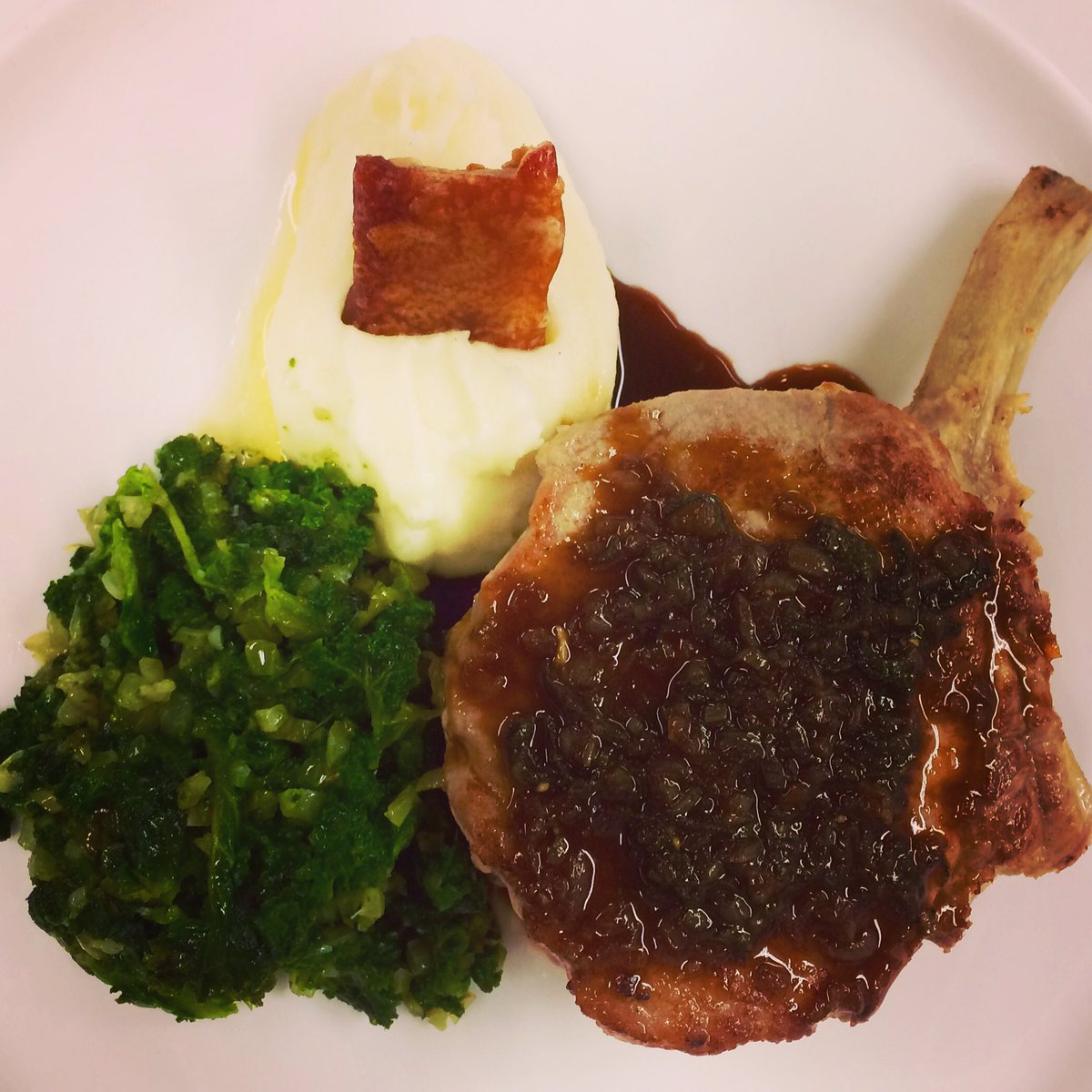 Christina_Brain's tweet photo. PORK CHOP, I also made kale stuff but PORK CHOP @LeCordonBleuLDN #Foodiechats #foodblogger #chef #lunch https://t.co/RDcyrKLxvA