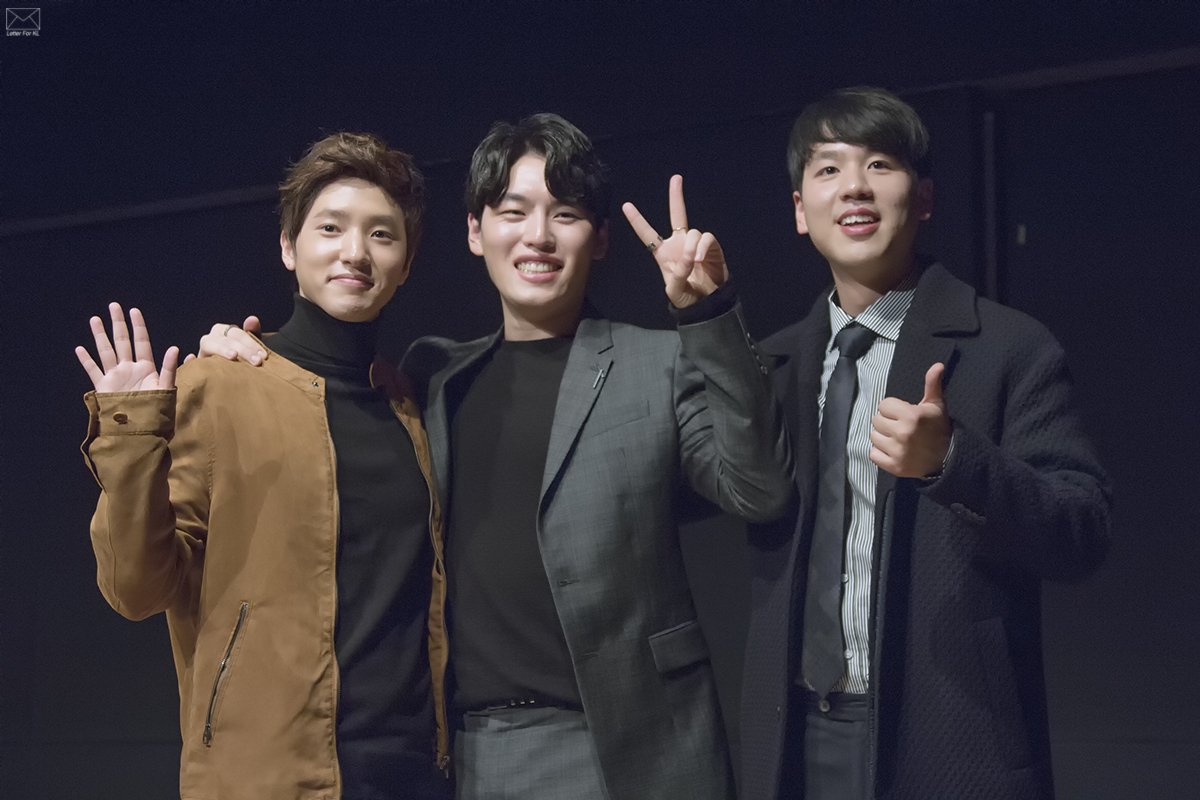 letterforkl's tweet photo. 170327 취향저격 토크쇼 :: 정휘, 최경록, 박요셉 https://t.co/VR0Ef2Ynv4