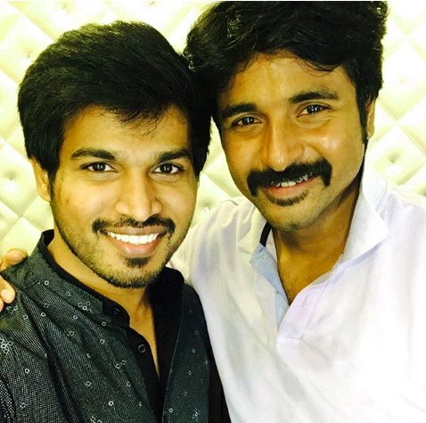 VJ Rakshan (@vjrakshan) on Twitter photo Spent Almost A day with <a href="/Siva_Kartikeyan/">Sivakarthikeyan</a> Its Was So Fun. An Awesome Day Fr A True Fan. Thank U So Much Shiva Anna 🙏 Spent Almost A day with <a href="/Siva_Kartikeyan/">Sivakarthikeyan</a> Its Was So Fun. An Awesome Day Fr A True Fan. Thank U So Much Shiva Anna 🙏