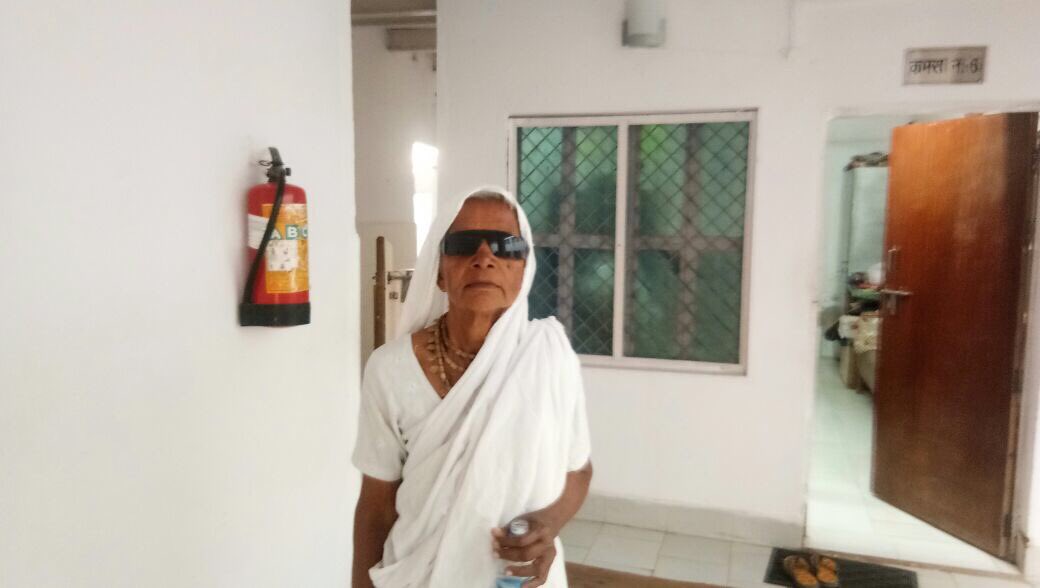 maitriindia's tweet photo. A simple cataract surgery can improve eyesight. Not everyone has easy access esp widows.#MaitriGar ensures they do. https://t.co/Bj2I6UvFum