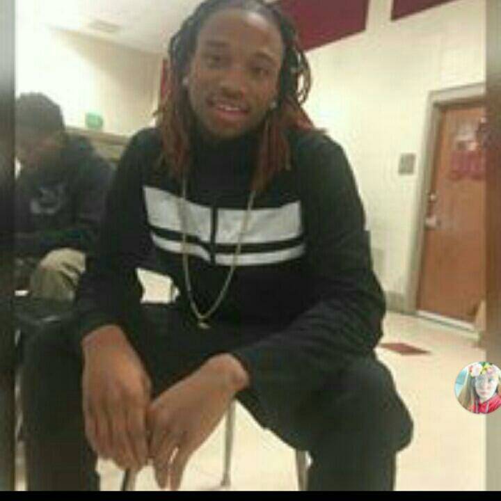 badboy500671's tweet photo. chilling what yall doing #liveme Lil Collision:
https://t.co/MITduSvvST https://t.co/5n1FIhPfhe