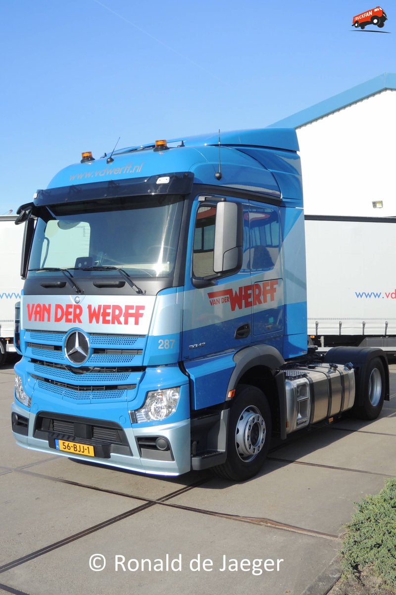 5 Actrossen voor Van der Werff - Alex Miedema alexmiedema.nl/2017/03/28/5-a… <a href="/RobertoBenschop/">Wensink Trucks</a> <a href="/wensink_tweets/">Wensink Aangenaam</a> <a href="/WerffLogistics/">Van der Werff</a> <a href="/MercedesTruckNL/">Mercedes-Benz Trucks</a>