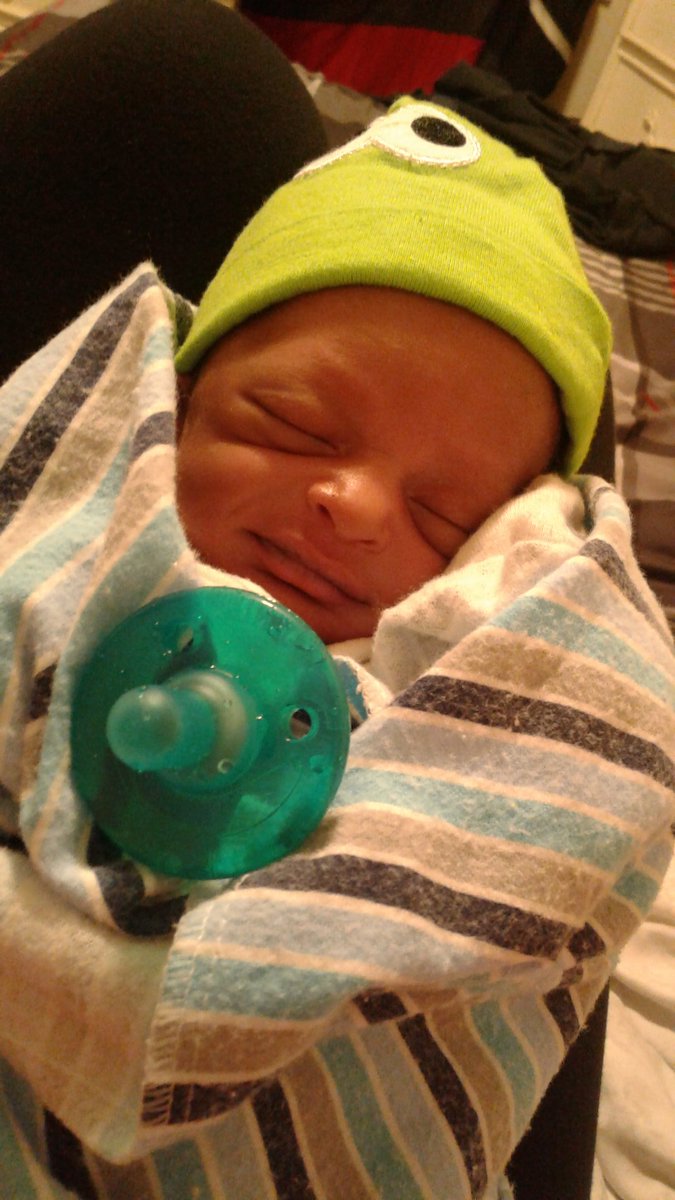 bitchesScreamTi's tweet photo. Pops 😙 #LilCuzzin https://t.co/7NKeItU9Mv