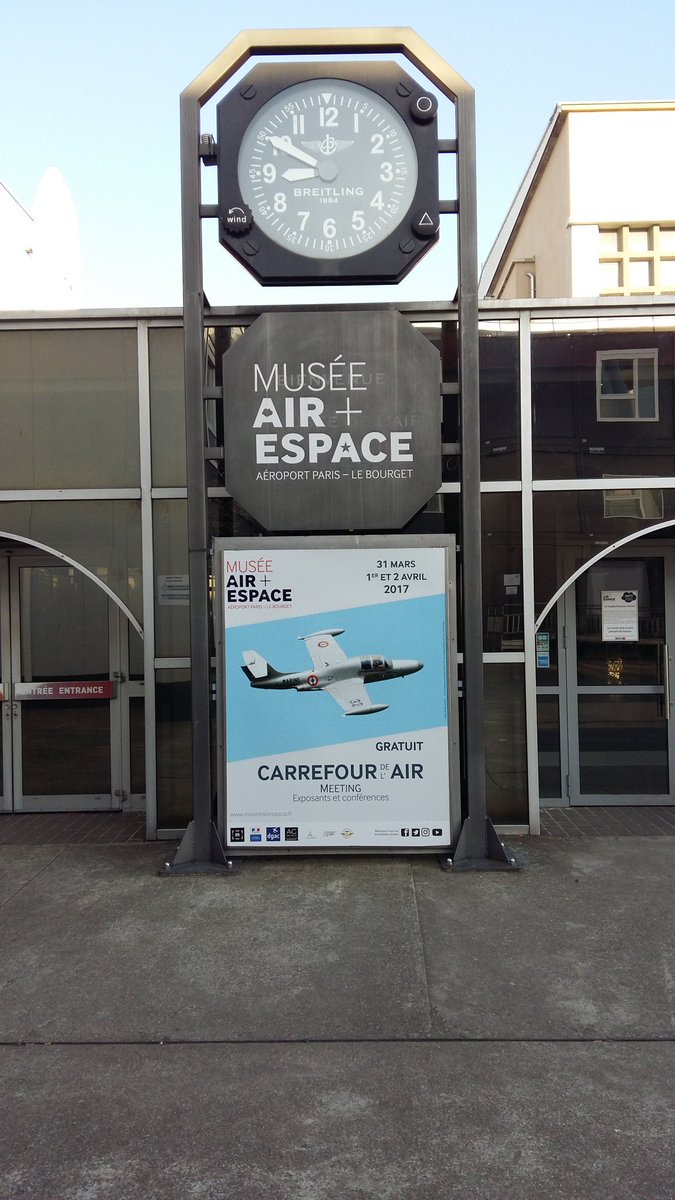 MJAAFARI_SNCF's tweet photo. En direct du Musée de l'air et de l'espace au Bourget #TRACTION #REX #Echange https://t.co/ZoyyJwuHal
