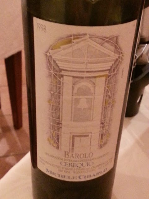 Vinondo's tweet photo. #barolo #chiarlo #cerequio 1998 #lamorra https://t.co/NXXd2HpjOf https://t.co/aXXCpTqvYP
