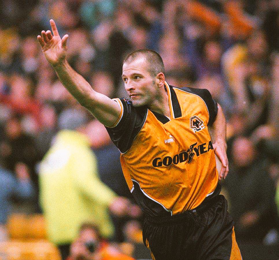 Happy birthday to Steve Bull. 561 games. 306 goals. Legend. 