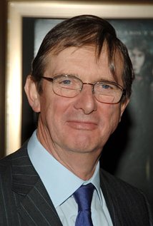 Happy Birthday, Mike Newell!!   dir. de ·Cuatro bodas y un funeral\" 