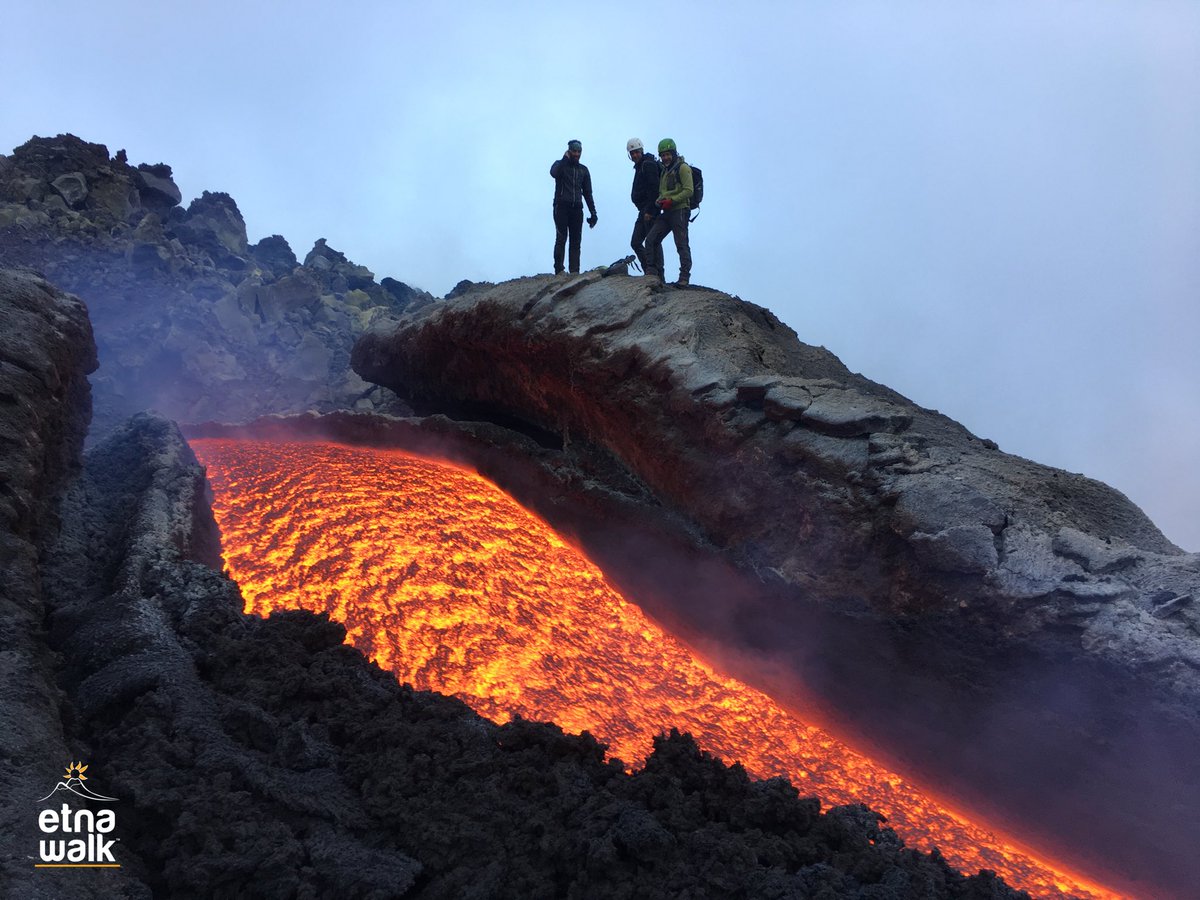 #Etna • 27/3/2017
photo: Giuseppe Distefano 

#etnawalk #lava #eruption #volcano #sicily #trekking #outdoor #hiking #sicilia