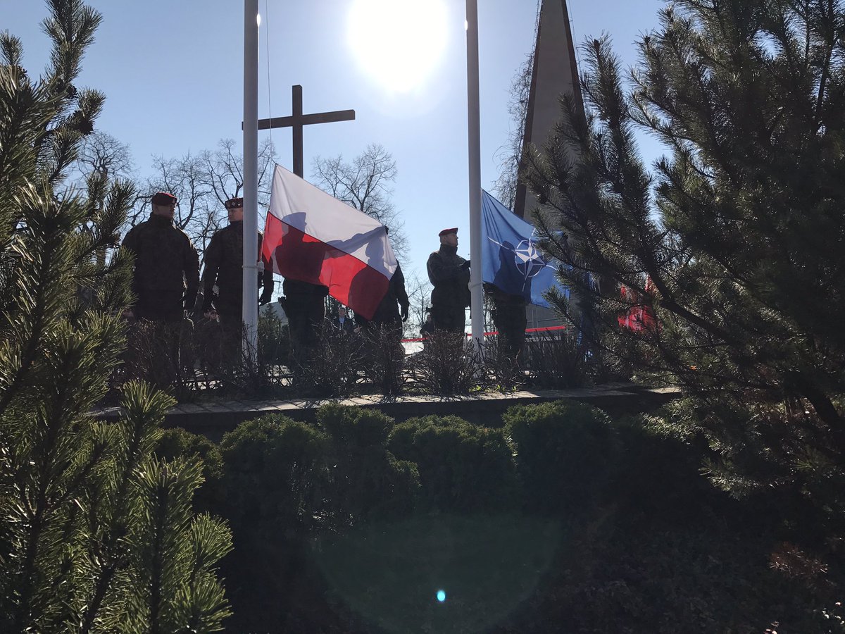 hqmncne's tweet image. On the spot for #StaticDisplay from #eFP battlegroup today in Piotrkòw Trybunalski. Follow us for more!