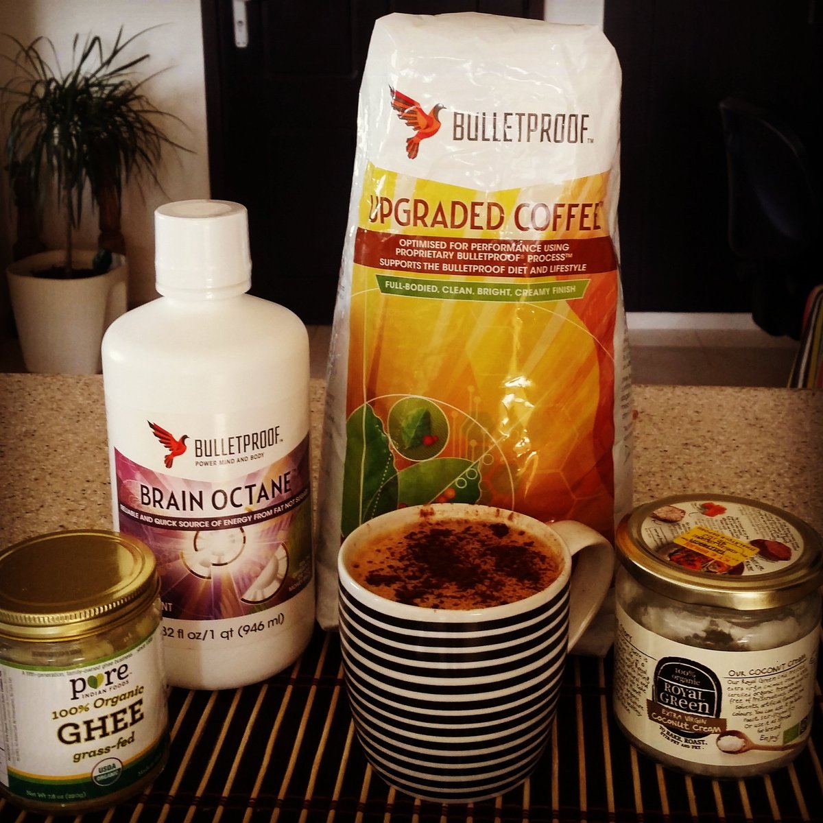 AhmetBaba's tweet photo. #healthy #delicious #mctoil #ghee #coconatoil #cinnamon #bulletproofcoffee #upgraded #ketogenic #nutrition https://t.co/FeFkIArYvb