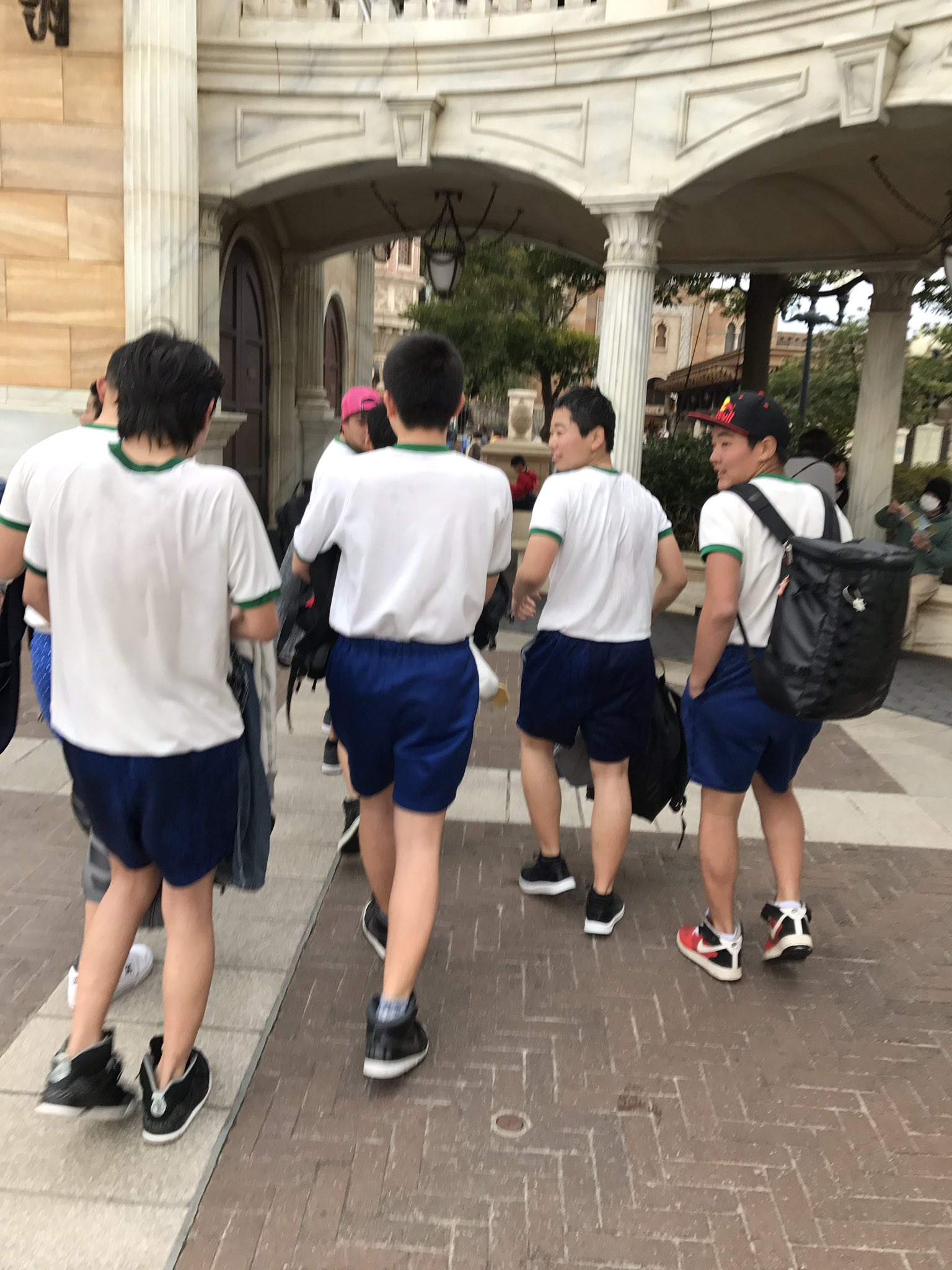 きむらなおや على تويتر 制服ディズニー 体操服ディズニーでしょ きむらなおや على تويتر 制服ディズニー 体操服ディズニーでしょ