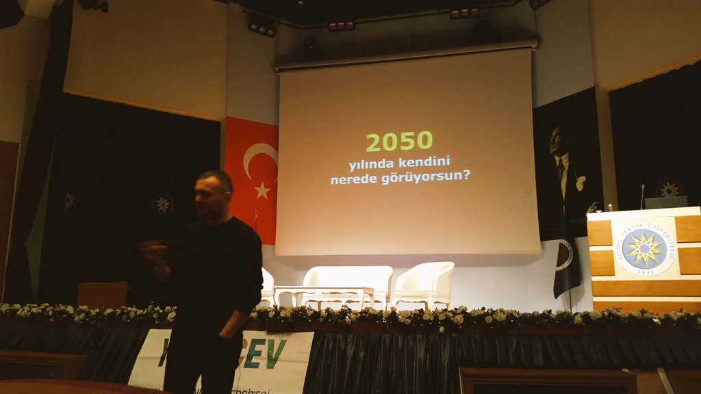 Sosyal Girişimci Genç Liderler Akademisi <a href="/SOGLAkademi/">SOGLA</a>'den Göksel Gürsel #yeşilsektör de. <a href="/ytucev/">YTÜ Çevre Kulübü</a>