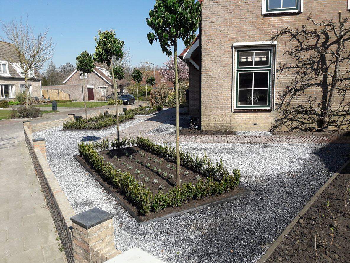 jan_gbm's tweet photo. Tuin opgeleverd, klant tevreden. https://t.co/HIpsFPZeGX