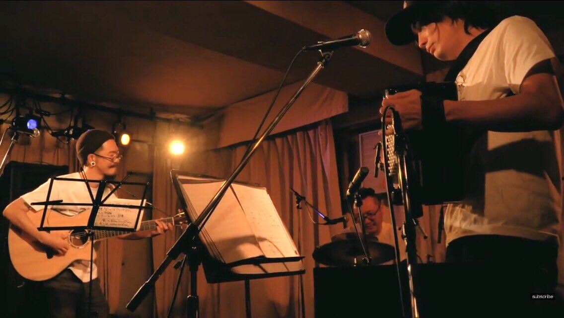 info_pinkmo's tweet photo. 【LIVE FILM】
lute live:ikanimo「知らなくていい」を制作いたしました。
「走馬灯」に引き続き、ライブ映像第二弾を #lute で公開中です。
#ikanimo #pinkmo
https://t.co/XwbLaAUycM https://t.co/RGZSka9DDo