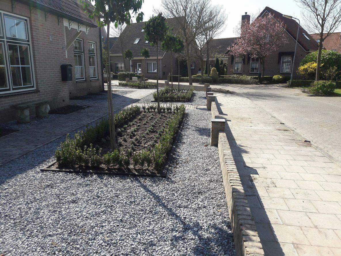 vlaschaar's tweet photo. Tuin opgeleverd, klant tevreden. https://t.co/FnyYzXcwHA