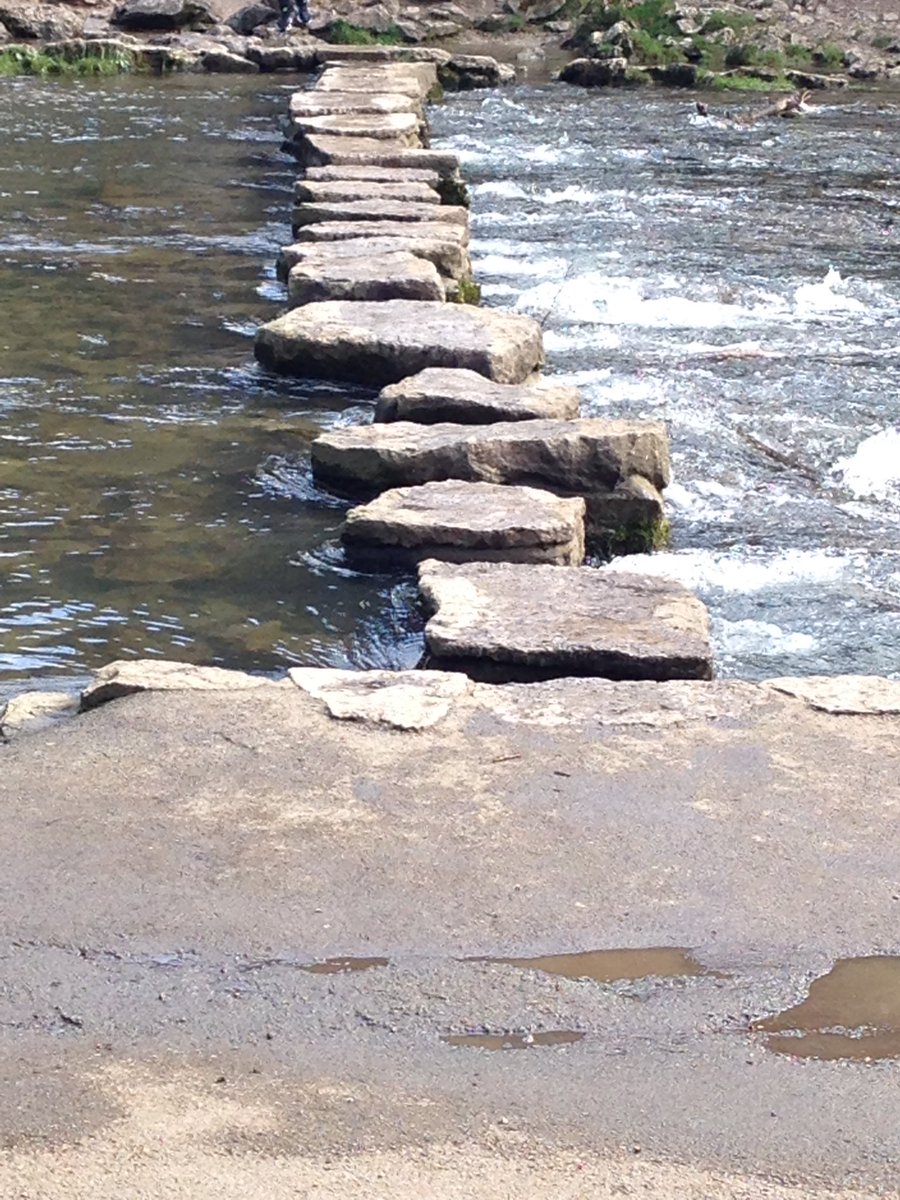 jeaniecbean's tweet photo. @peakdistrict just love stepping stones Dovedale https://t.co/cNjfQU8Hqv