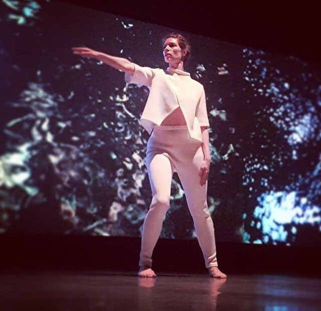 ElisaSchilling's tweet image. Feeling so inspired by #phillniblock #performance #tatelive #tendayssixnights #tanks #tatemodern #repostpic #dance