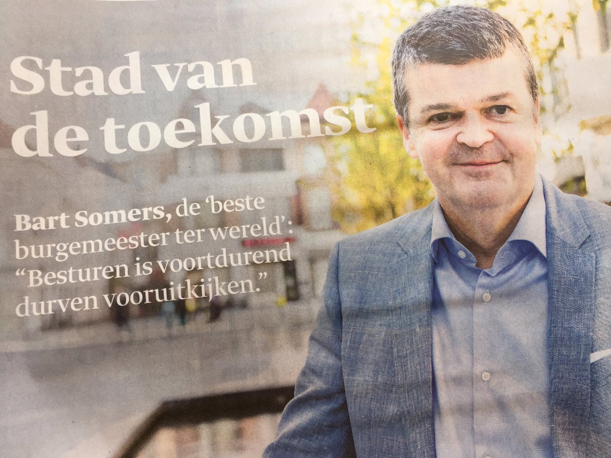 dirk_van_e's tweet photo. .@BartSomers Congrats 4 our best mayor of the world! #WorldMayorPrize https://t.co/W1uy0WWDrF @RuttenGwendolyn @debackerphil @hildevautmans https://t.co/5SJE8a1qqX