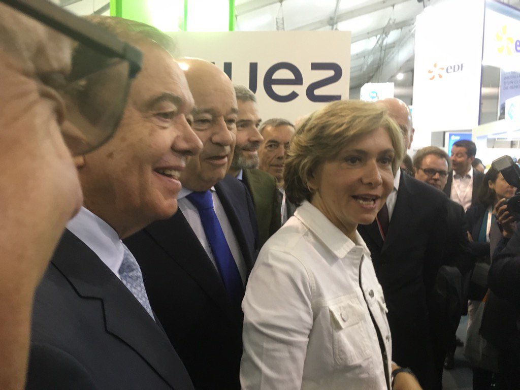 Patrick OLLIER (@patrick_ollier) on Twitter photo Comme pdt <a href="/GrandParisMGP/">Métropole du Grand Paris</a> visite salon#amif avec le ministre <a href="/JMBaylet/">Jean-Michel BAYLET</a> <a href="/vpecresse/">Valérie Pécresse</a> pdte CR #Idf Comme pdt <a href="/GrandParisMGP/">Métropole du Grand Paris</a> visite salon#amif avec le ministre <a href="/JMBaylet/">Jean-Michel BAYLET</a> <a href="/vpecresse/">Valérie Pécresse</a> pdte CR #Idf
