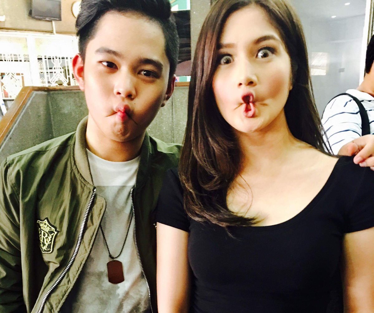 Flutehero_Brian's tweet photo. #wacky 
#taki https://t.co/KGqRvjgi7k