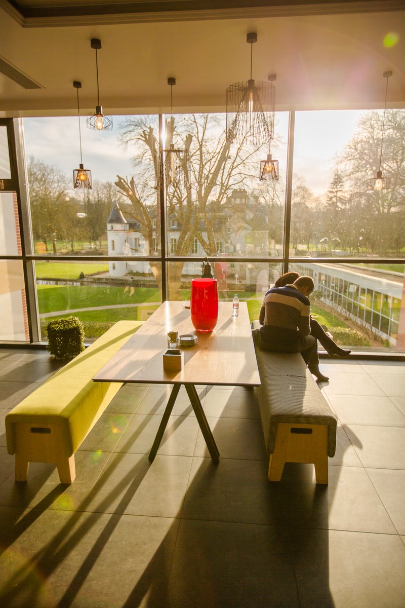 JeremyPenther's tweet photo. encore un beau moment de détente au #séminaire @Total chez @chateauform avec @histoiresdevies #photography #photo https://t.co/7qPJKH8Fci