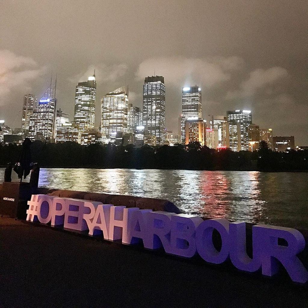 VIPeople_AUS's tweet photo. Another breathtaking night at #OperaHarbour. #vipeople #customerservice #events #opera #sy… https://t.co/grYFLNTrVp https://t.co/VR72xDefa9