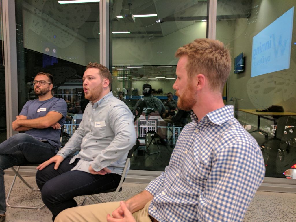 SalesHackerAus's tweet photo. Austin in mid stride delivering sales gold @ Sales Hacker tonight! https://t.co/On42X6CSLY