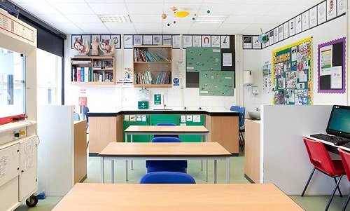 Our short Priory film showcases North Hill House school in Somerset: ow.ly/j0J230ak2I4 #WorldAutismAwarenessWeek