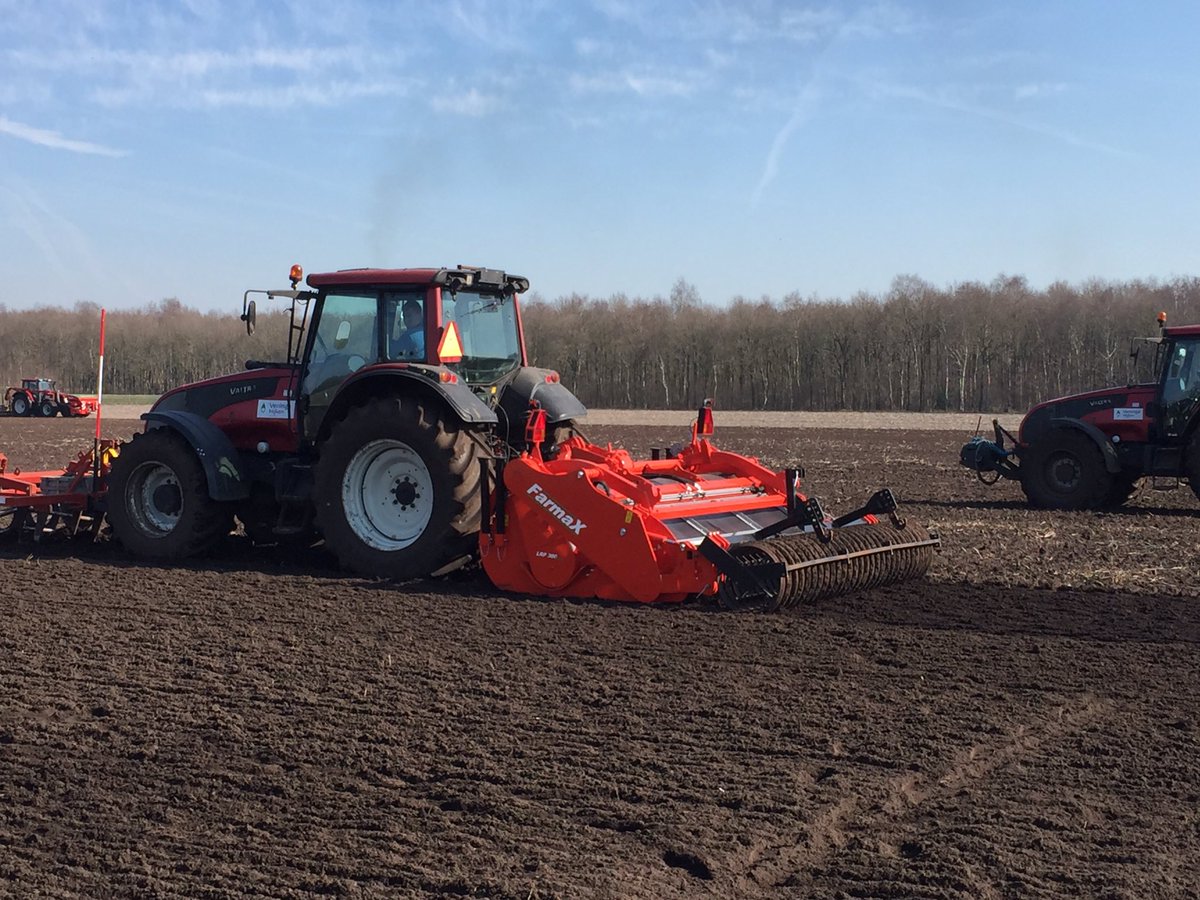 Ook bij ons worden de eerste lelies geplant! #voorjaar #duurzamelelieteelt #bloembollen