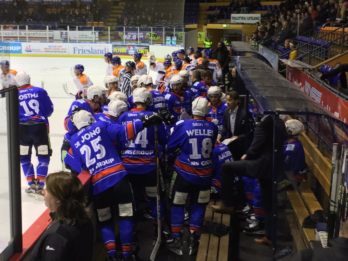 Support <a href="/UNISFlyers/">UNIS Flyers</a> woensdag <a href="/Thialf/">Thialf</a>. 3 periodes lang moet de #ijshockey hal kolken! Sta massaal achter het team! ticketpoint.nl/evenement/unis…