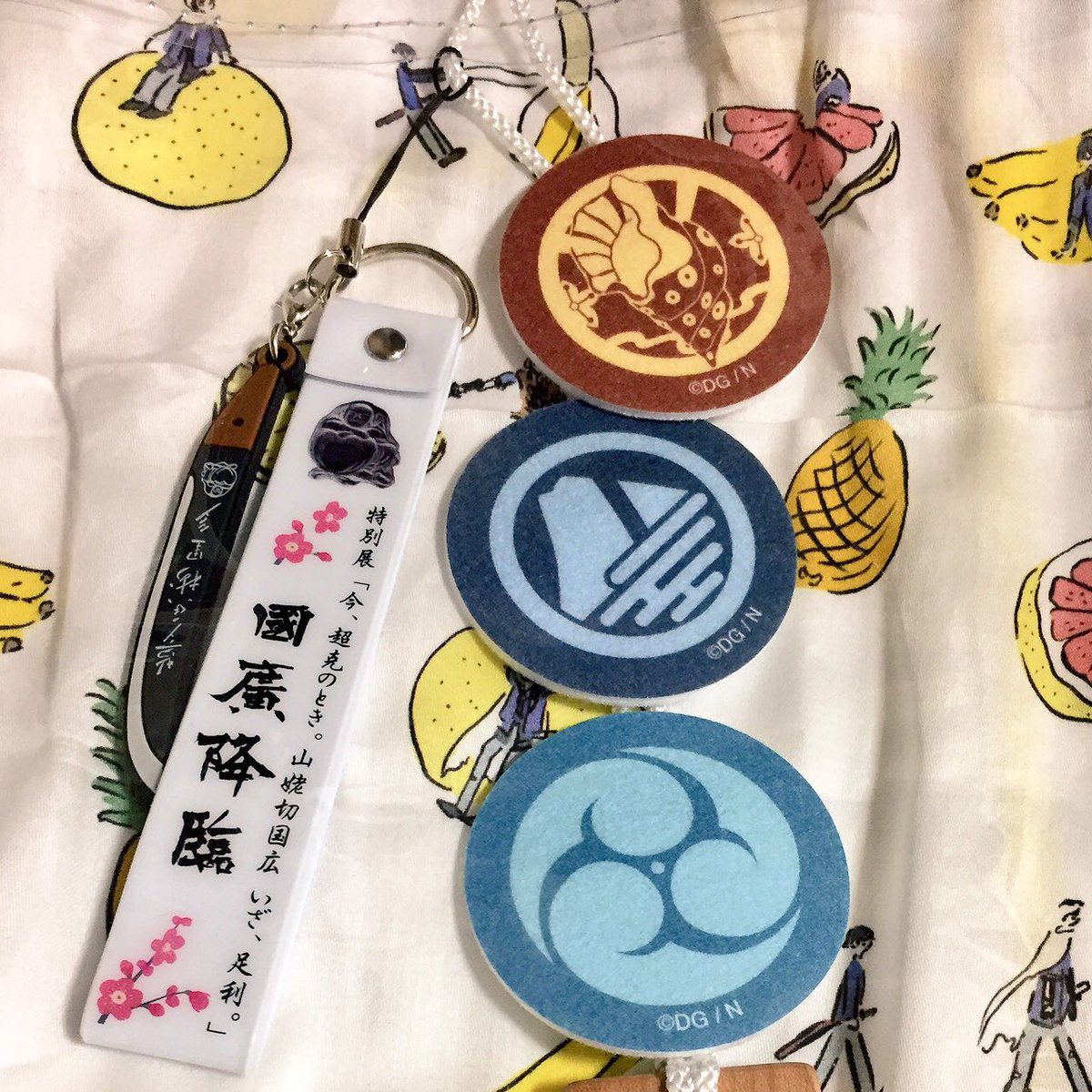 なんとなく天正遣欧少年使節が学べるbot Oo 刀剣男士の紋は どれもその刀剣がシンプルかつ上手く表現されていて格好良いですな 堀川君の三つ巴風の紋は兼さんと合わせているのでこれは偶然かと思いますが 田中さんの家紋にも 三つ巴 があるん
