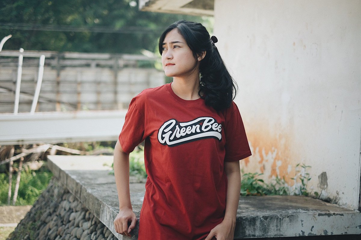 GreenBeeCo_'s tweet image. NEW ARRIVAL TSHIRT // COLLA // MAROON  // @GreenBeeStore AVAILABLE NOW // IDR 129K
Online order:
WA: 0812-1324-6945
Line@: @Xhv4217o (Use @)