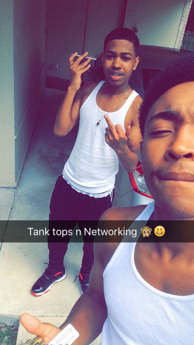 tre4farr's tweet photo. HBD to my BluudBro ๐ค can go on n on about the good n bad times , I'm seeing you grow into a man, never took a handout , love you boy ๐ฏ๐ https://t.co/9ZZOV9JSXZ