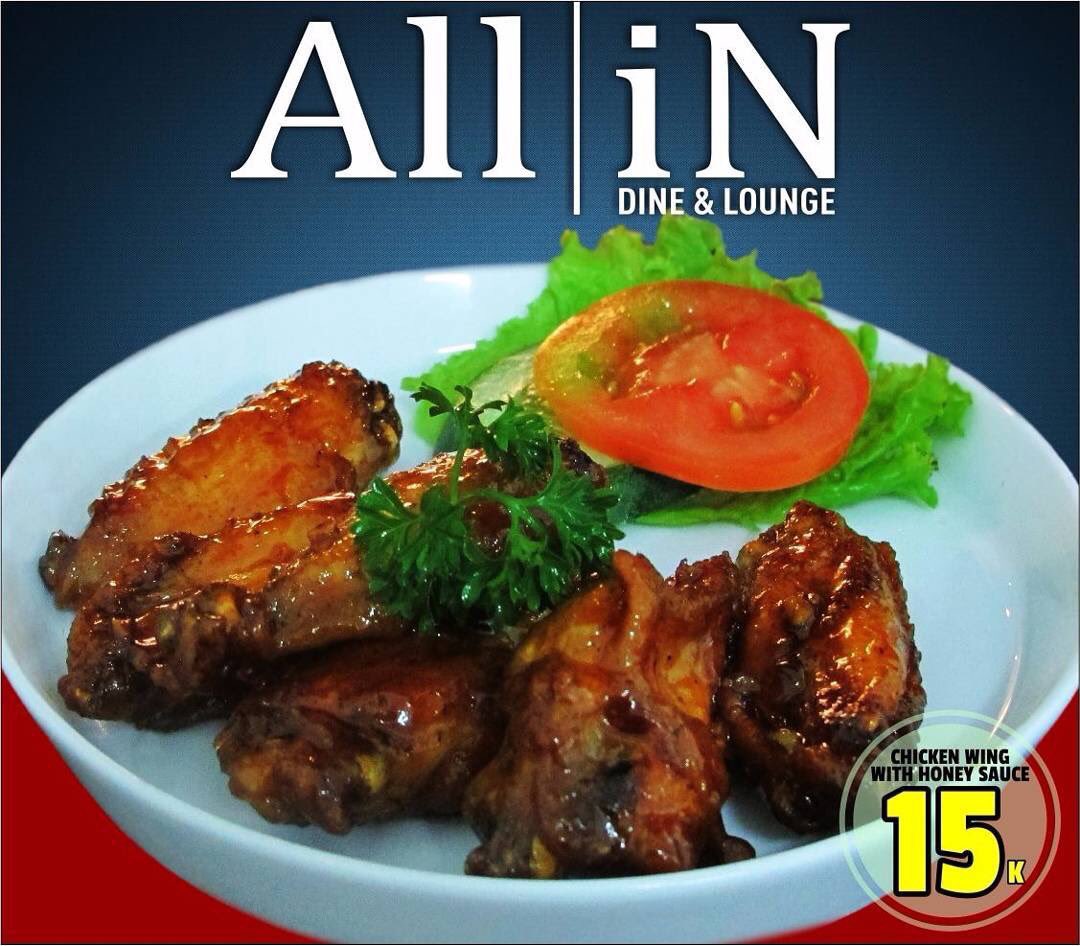 allin_2016's tweet photo. My❤Chicken Wing with honey sauce❤ @allin_resto it really tastes Great!!😚😚😚 https://t.co/BfKBf07aYL